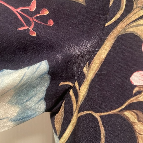 Ann Taylor Keyhole Neckline Floral Print Midi Dress | Size 4 | Elegant Wedding - Picture 9 of 15